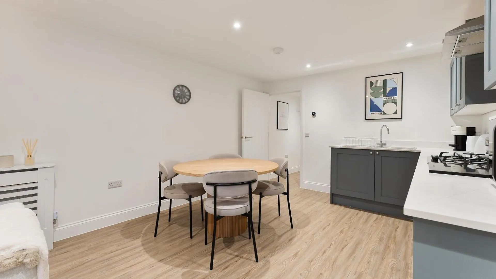 Beach Vibes Garden Apartment Close To Town Centre & Beach Bournemouth